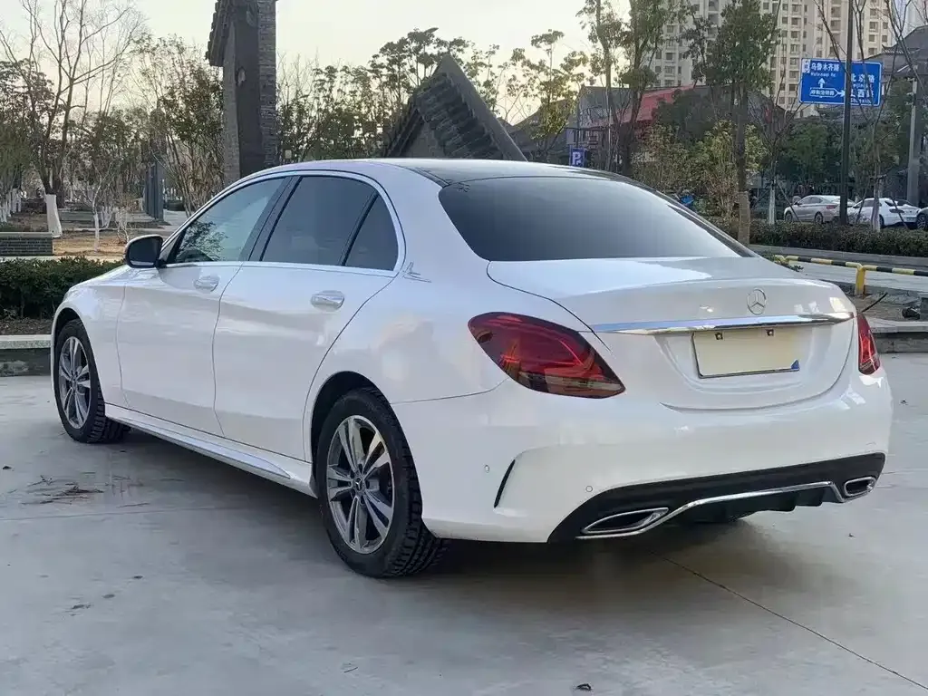 Mercedes-Benz C-Class — фото 9