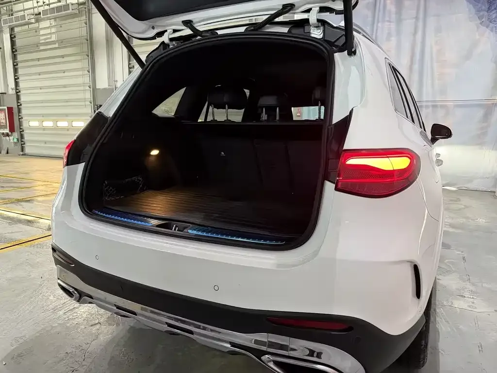 Mercedes-Benz GLC 2023 из CN, фото 8