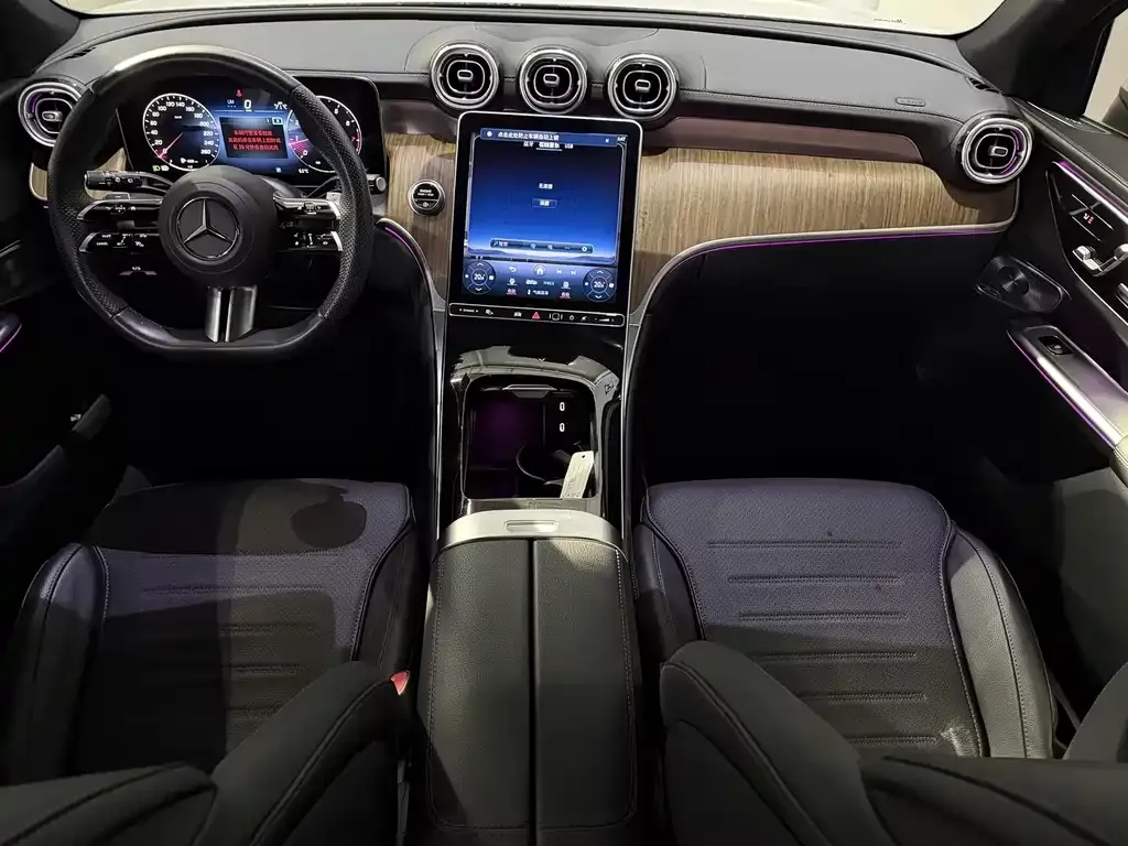 Mercedes-Benz GLC 2023 из CN, фото 2