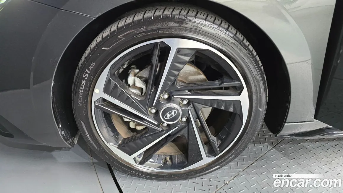 Hyundai AVANTE — фото 9