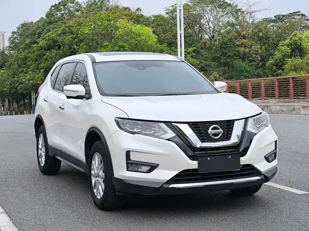 Nissan X-Trail — фото 5