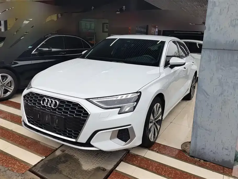 Audi A3 2022 из CN, фото 1