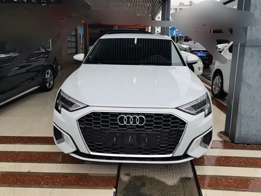 Audi A3 2022 из CN, фото 4