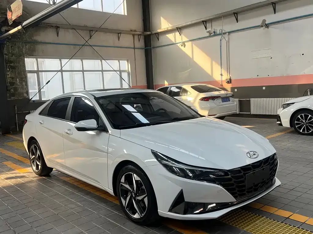Hyundai Elantra 2021 из CN, фото 5