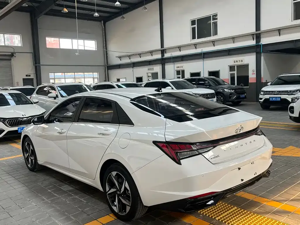 Hyundai Elantra 2021 из CN, фото 8