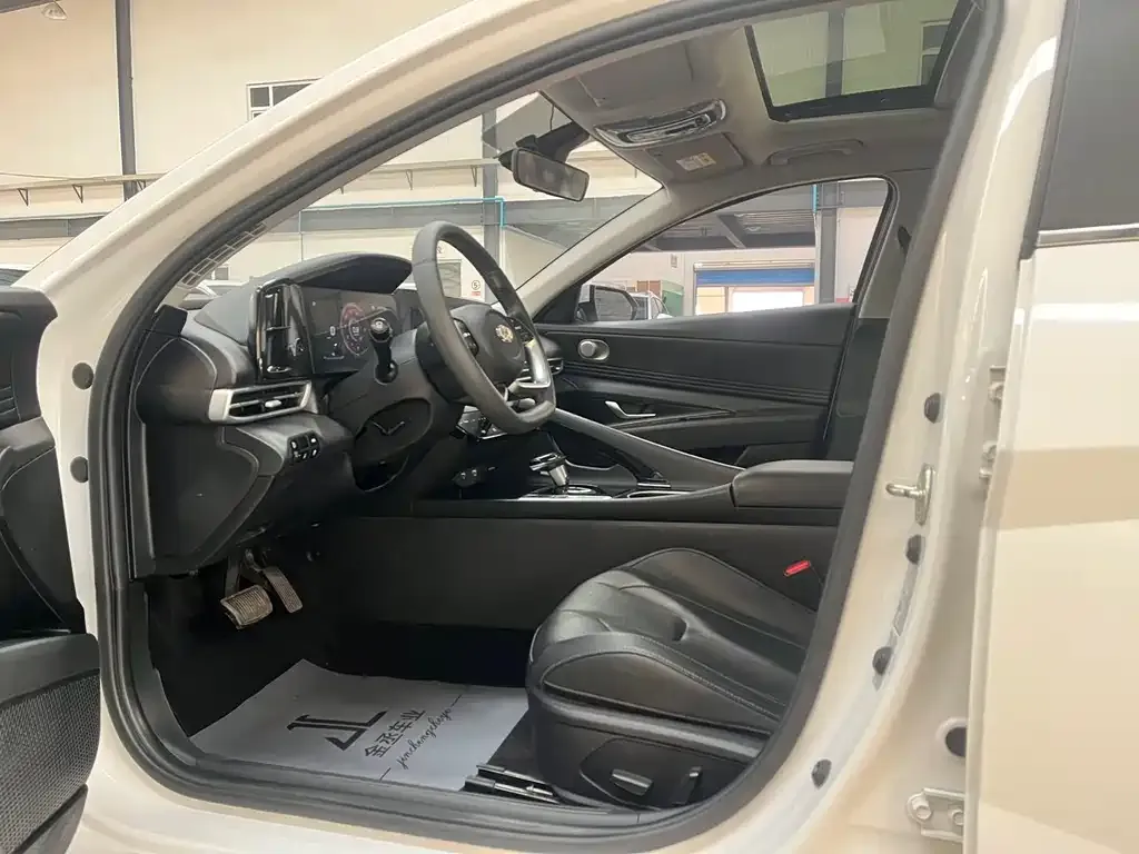 Hyundai Elantra 2021 из CN, фото 6