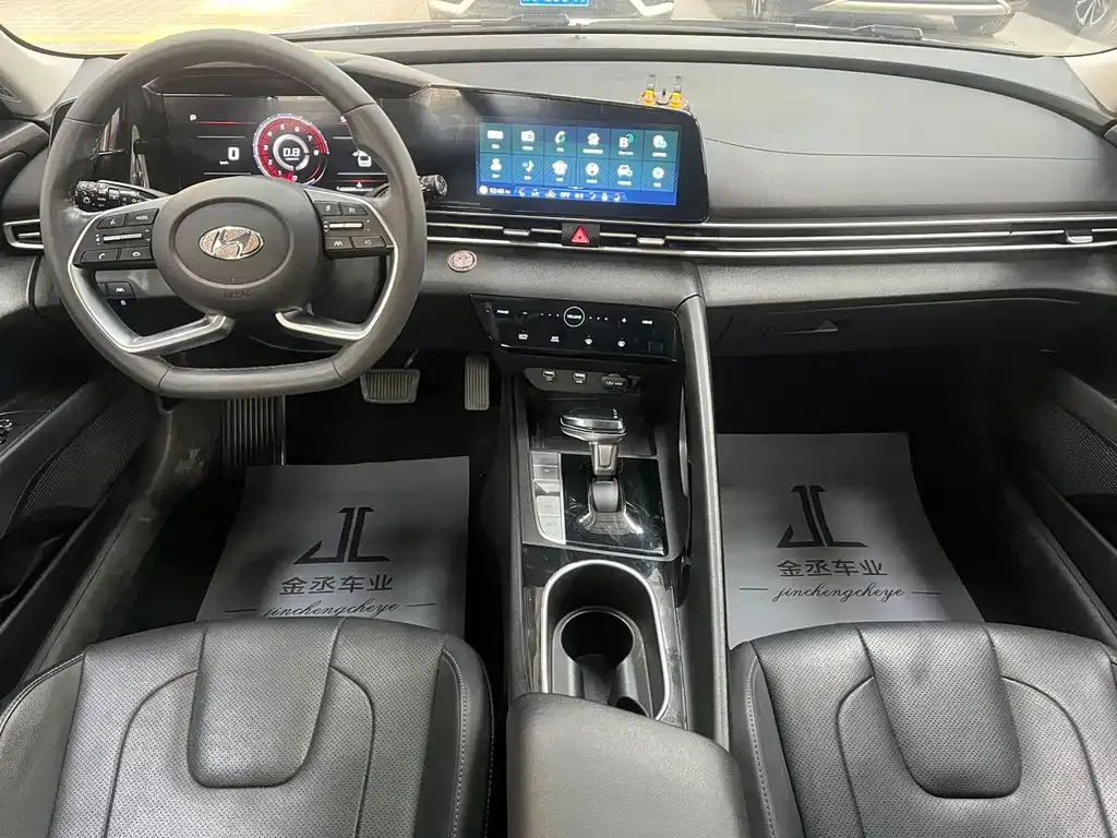 Hyundai Elantra 2021 из CN, фото 9