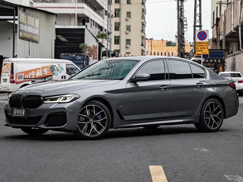 BMW 5 Series (Import) — фото 1