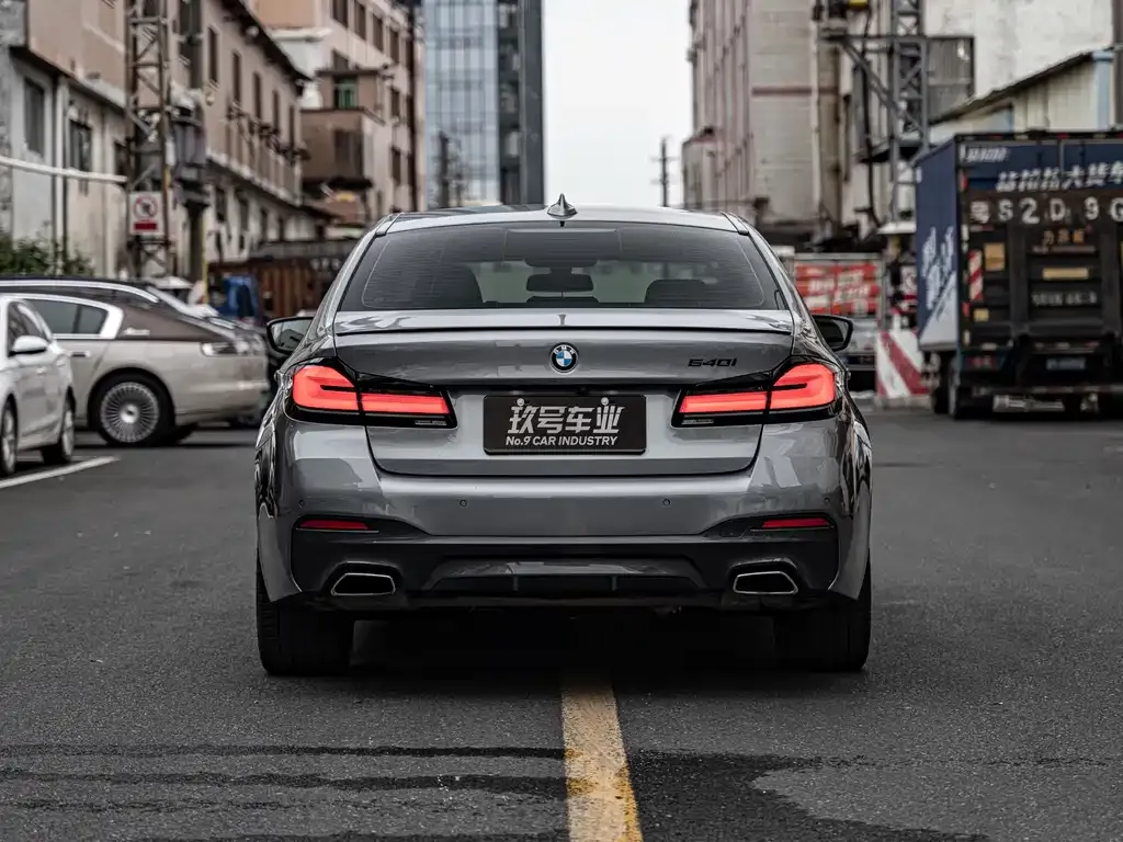 BMW 5 Series (Import) — фото 10