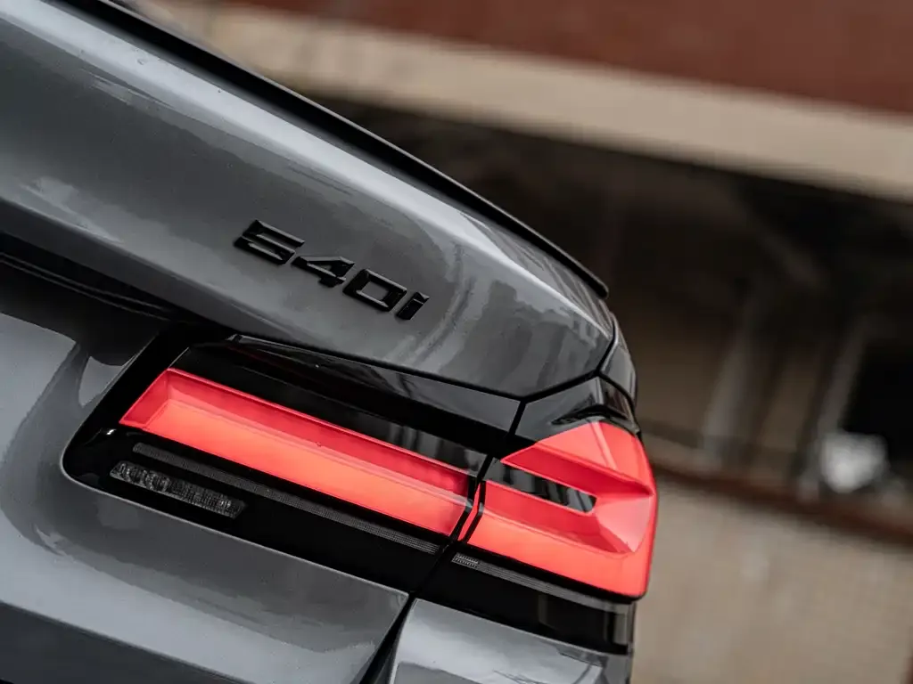 BMW 5 Series (Import) — фото 6
