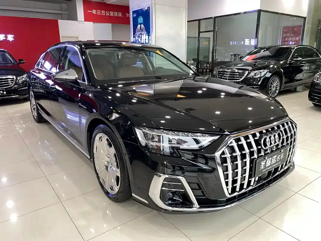 Audi A8 — фото 3