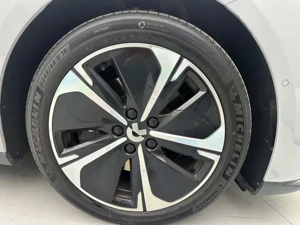 NIO ET5T 2024 из CN, фото 7