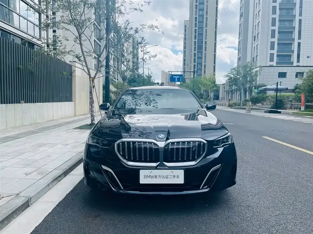 BMW i5 2024 из CN, фото 1