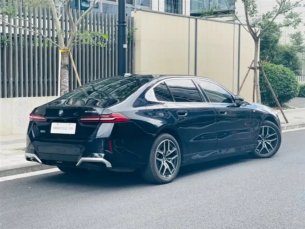 BMW i5 2024 из CN, фото 10