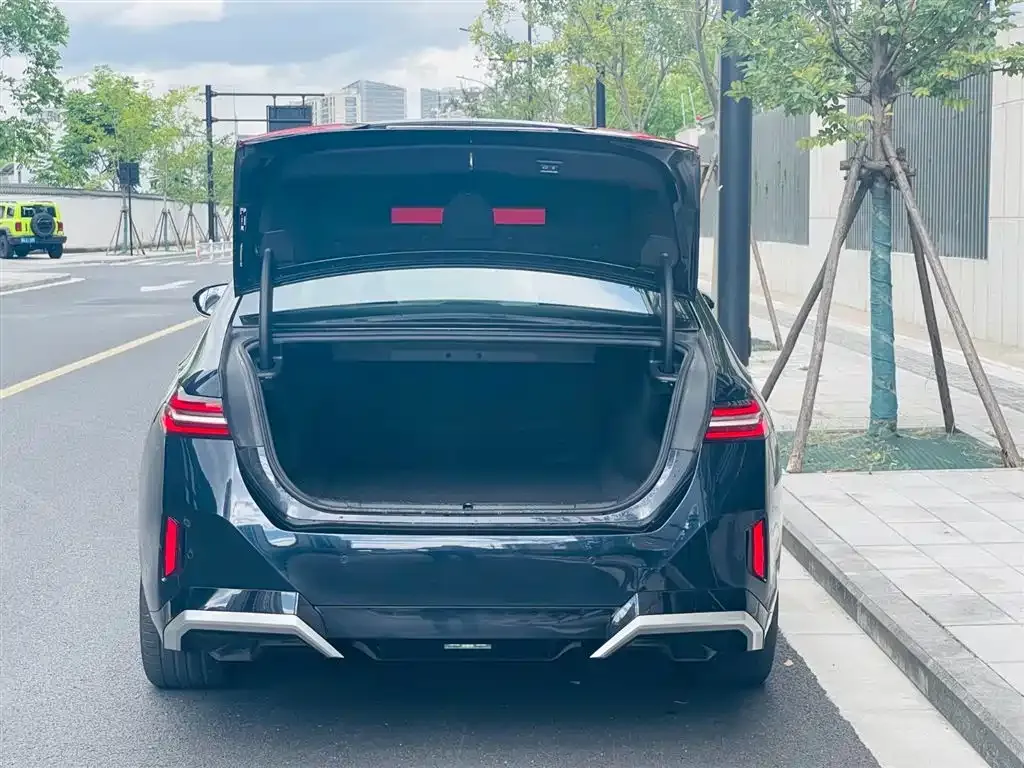 BMW i5 2024 из CN, фото 5