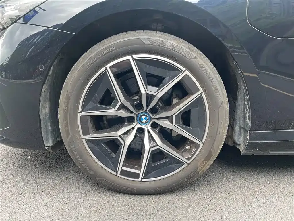 BMW i5 2024 из CN, фото 6