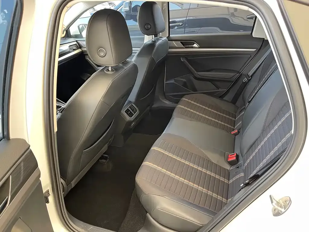 Volkswagen Lavida 2021 из CN, фото 5