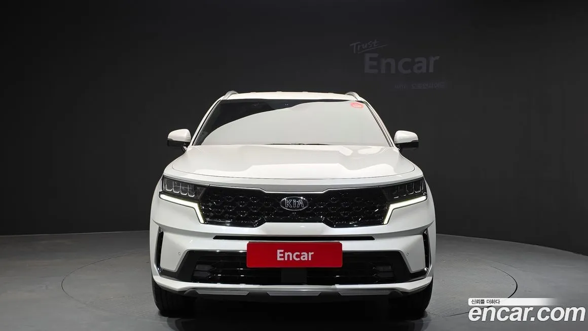 Kia Sorento — фото 6