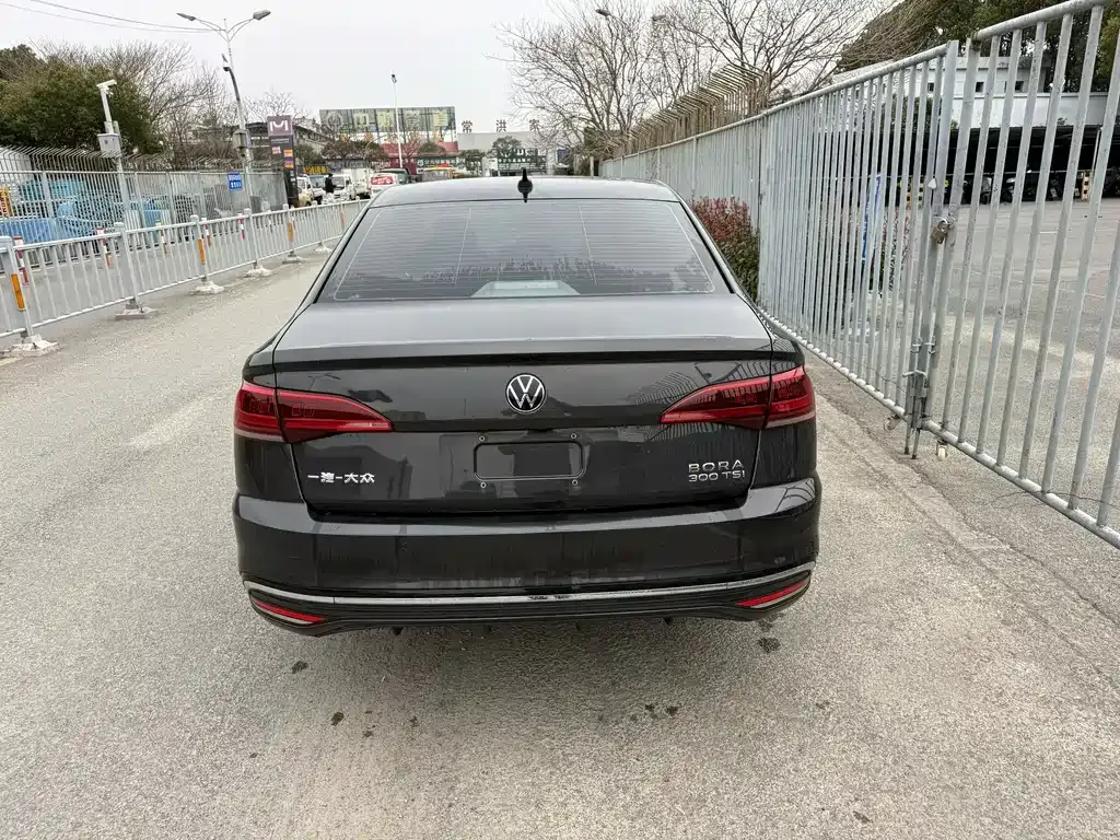 Volkswagen Bora 2023 из CN, фото 10