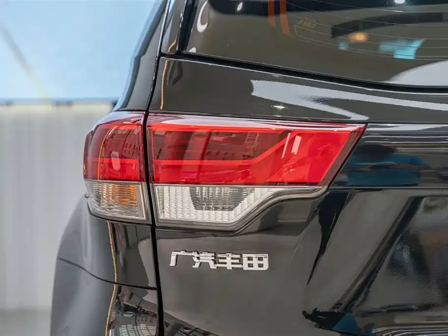 Toyota Highlander 2021 из CN, фото 4