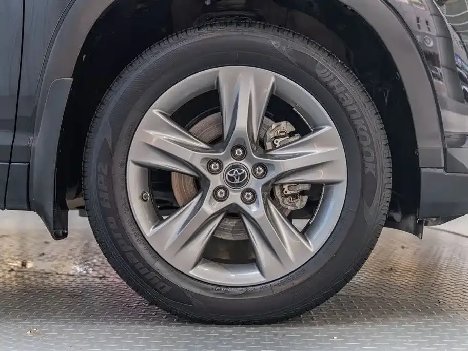Toyota Highlander 2021 из CN, фото 8