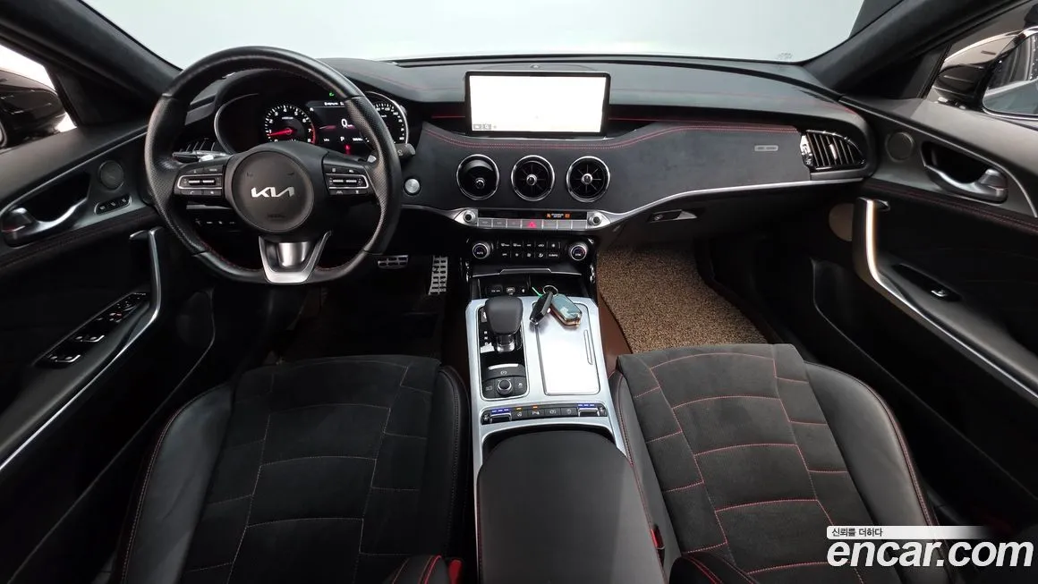 Kia Stinger 2023 из KR, фото 3