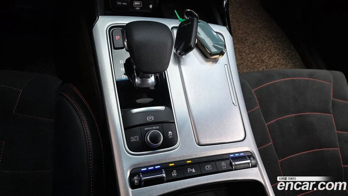 Kia Stinger 2023 из KR, фото 2