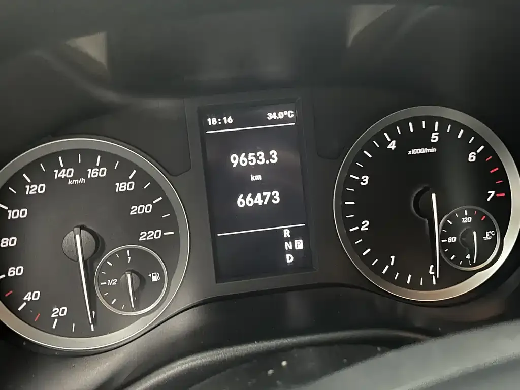 Mercedes-Benz Vito 2021 из CN, фото 5