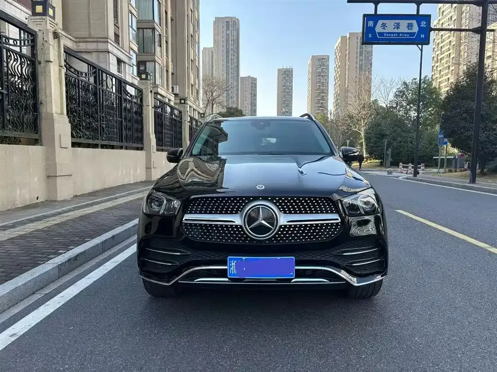 Mercedes-Benz GLE — фото 8