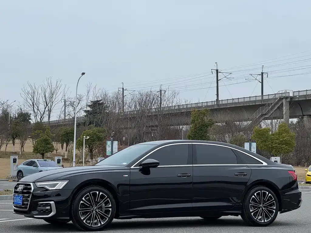 Audi A6L 2024 из CN, фото 1
