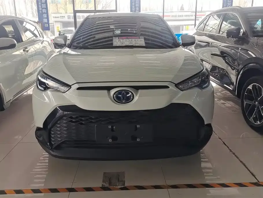 Toyota Frontlander 2023 из CN, фото 8