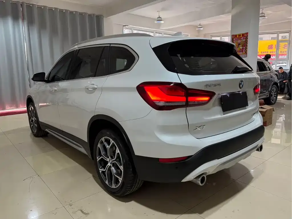 BMW X1 — фото 4