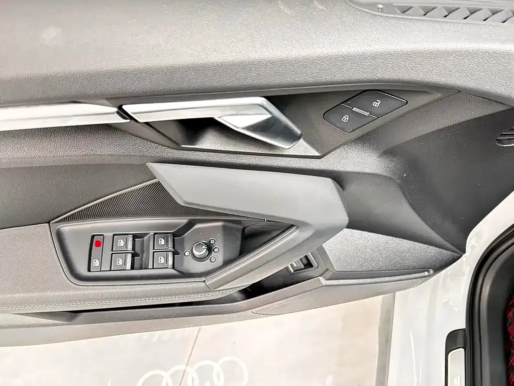 Audi A3 — фото 9