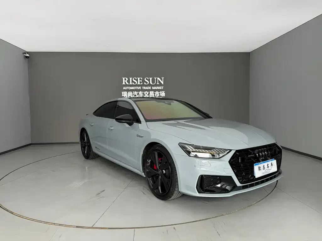 Audi A7L — фото 6