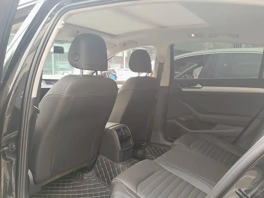 Volkswagen Magotan 2025 из CN, фото 2