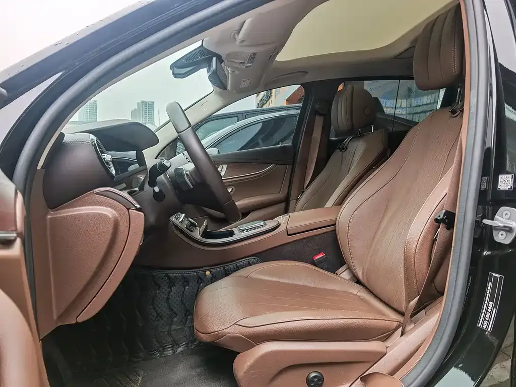 Mercedes-Benz E-Class 2023 из CN, фото 4