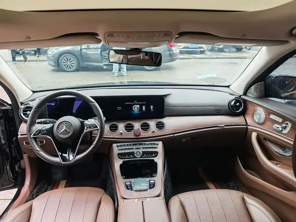 Mercedes-Benz E-Class 2023 из CN, фото 8