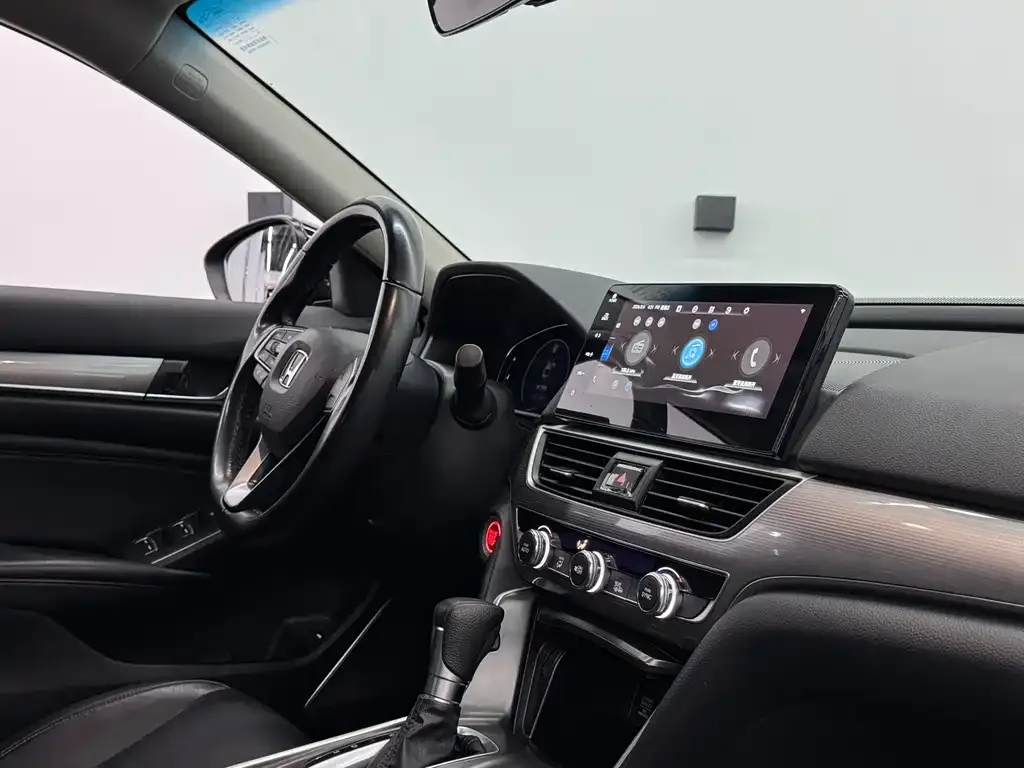 Honda Accord — фото 5