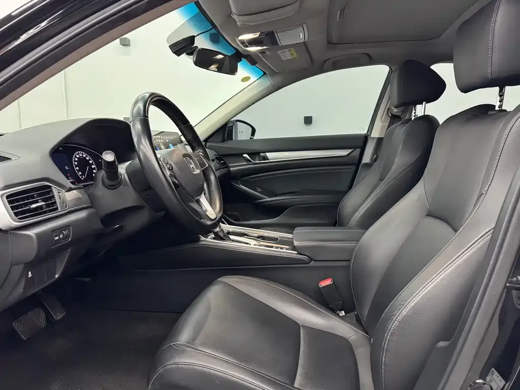 Honda Accord — фото 6