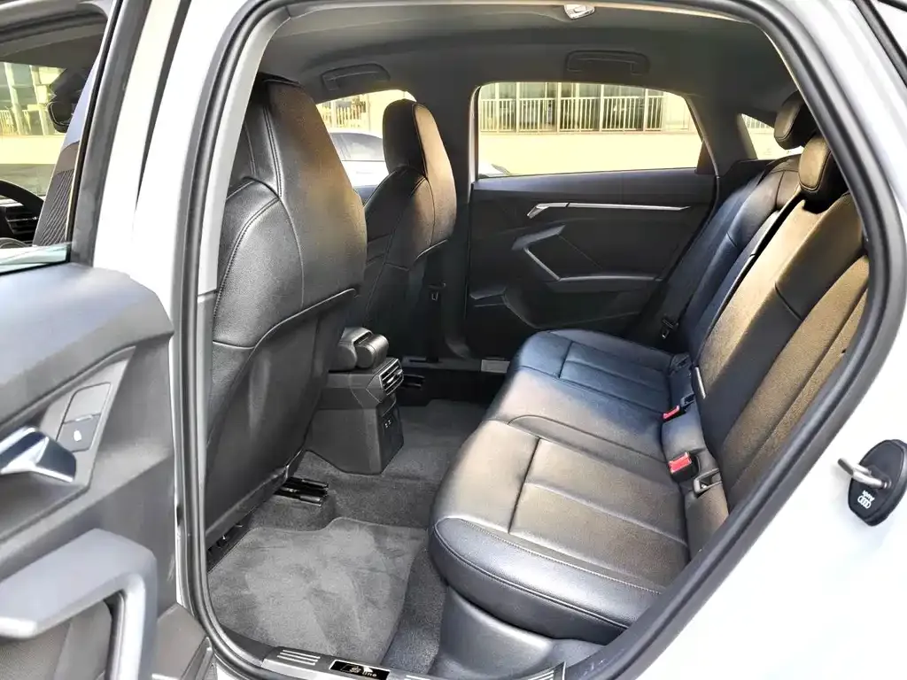 Audi A3 2021 из CN, фото 5