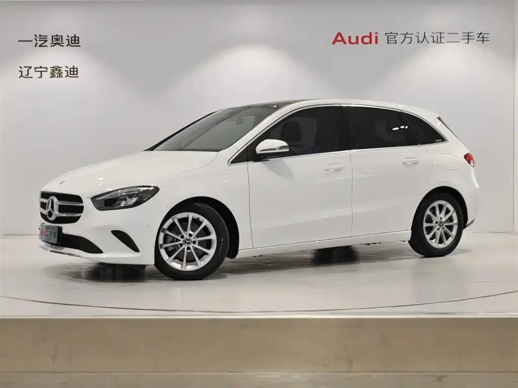 Mercedes-Benz B-Class — фото 1