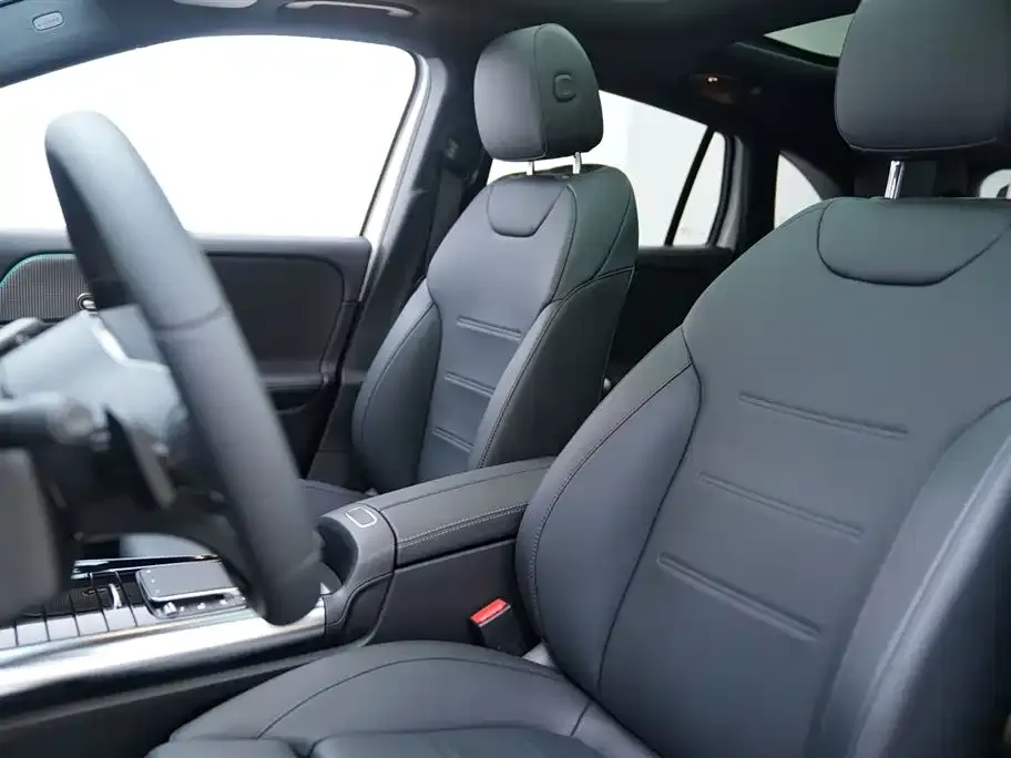 Mercedes-Benz GLA 2023 из CN, фото 4