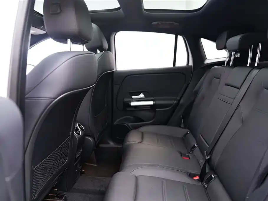 Mercedes-Benz GLA 2023 из CN, фото 5