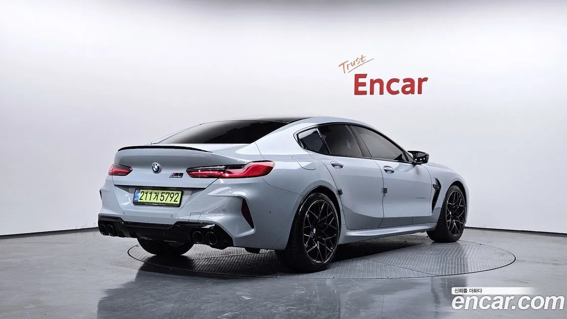 BMW M8 2025 из KR, фото 4