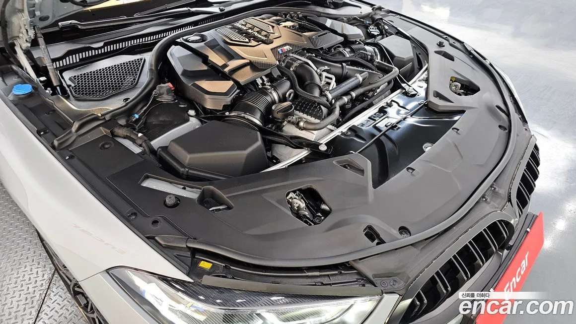 BMW M8 2025 из KR, фото 6