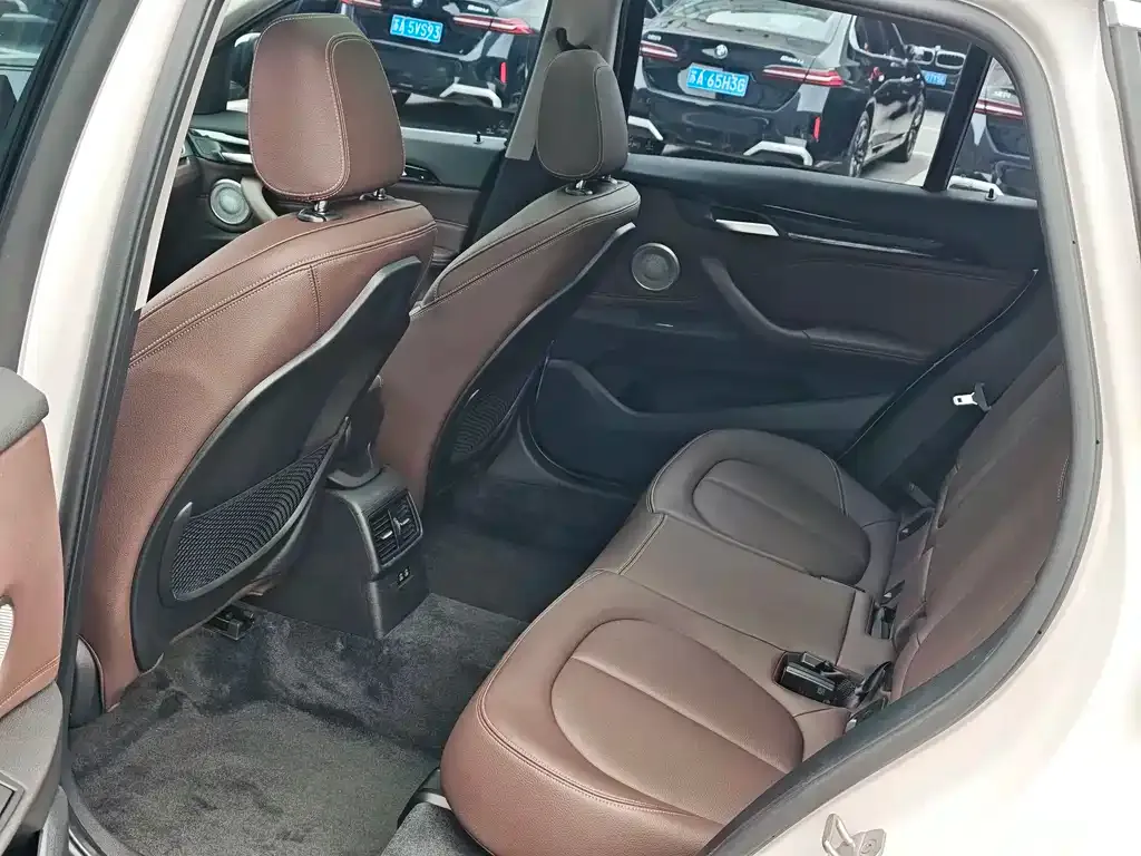 BMW X1 2023 из CN, фото 6