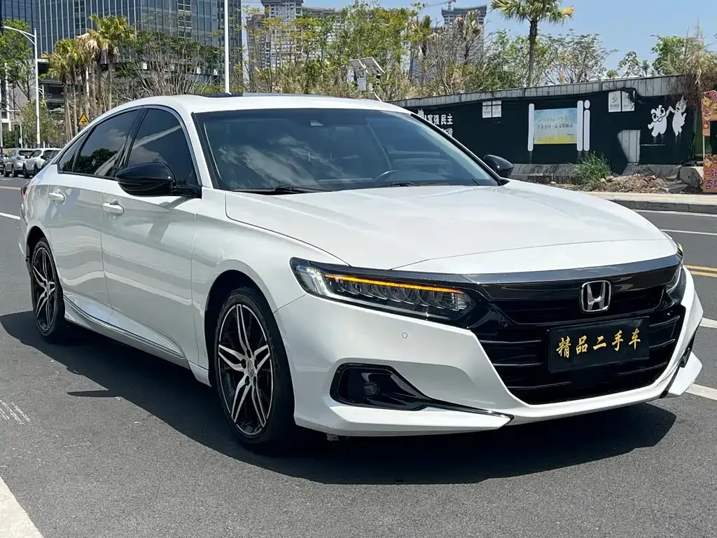 Honda Accord — фото 6