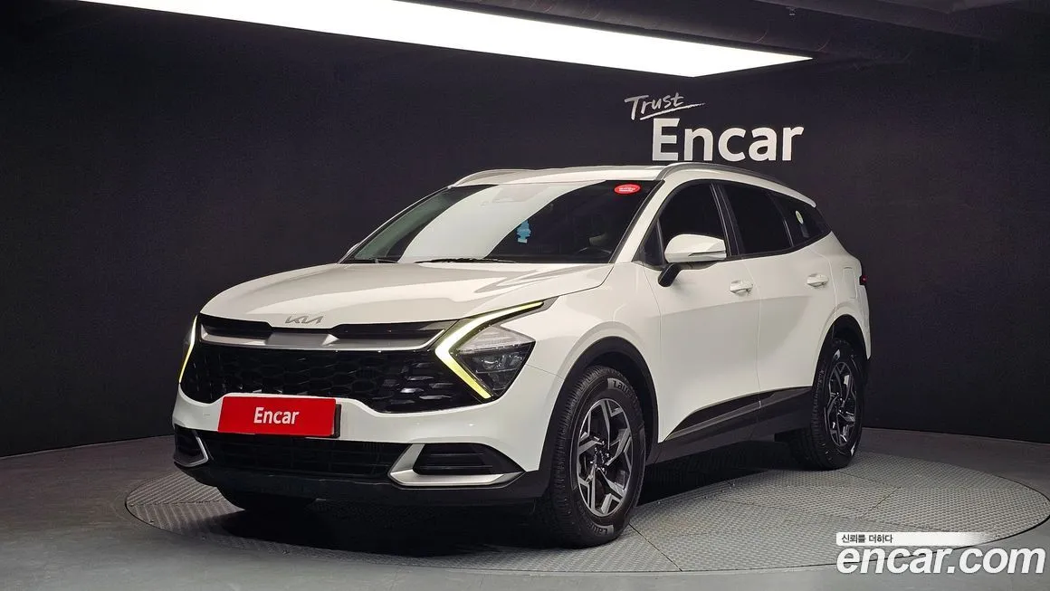 Kia Sportage — фото 1