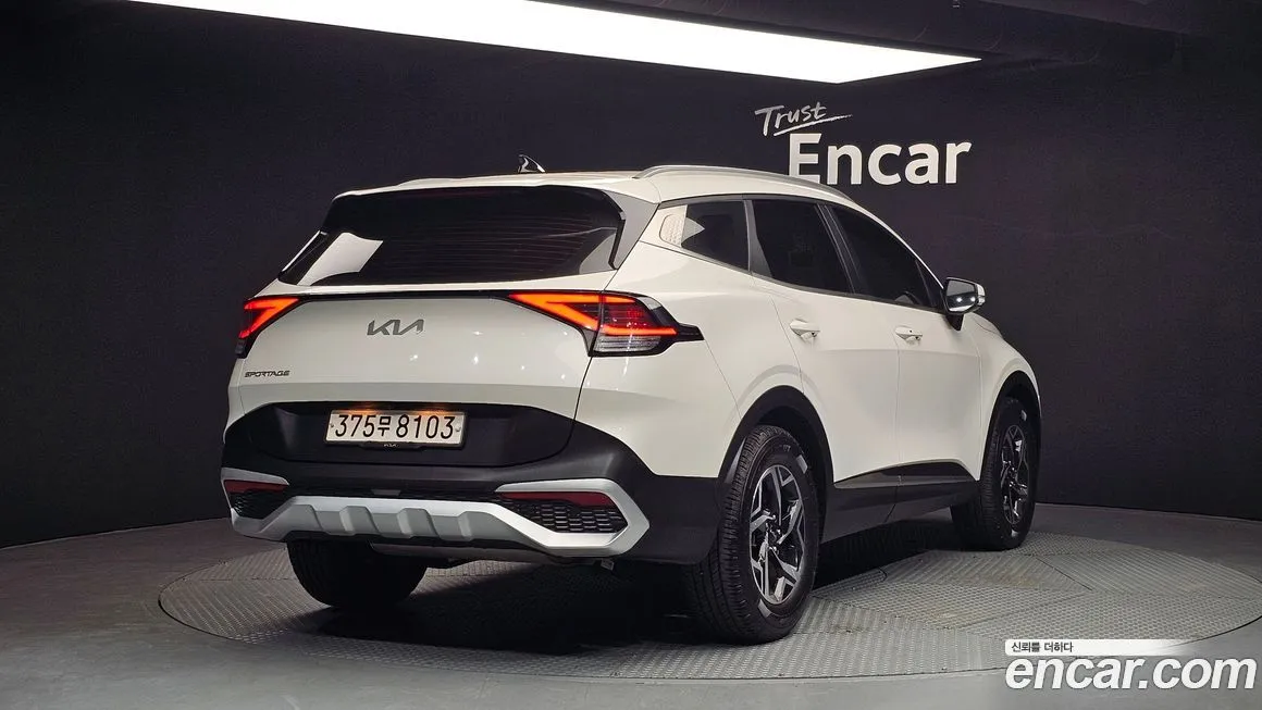 Kia Sportage — фото 8
