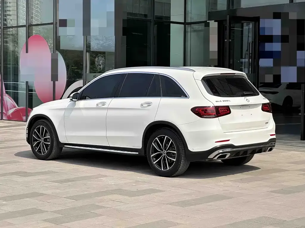 Mercedes-Benz GLC — фото 10